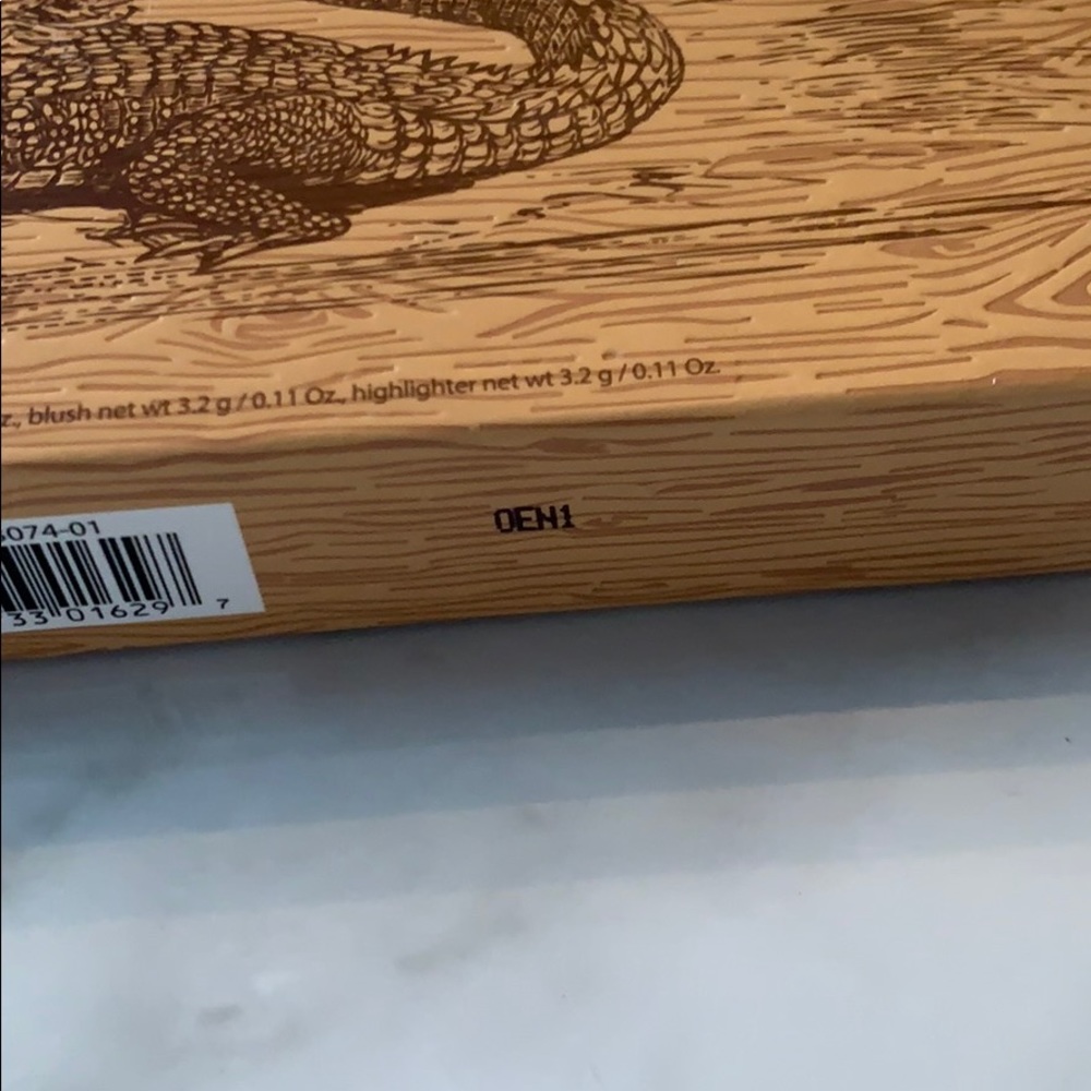 Tarte Grav3yardgirl Swamp Queen Eye Cheek Palette - Picture 3 of 16